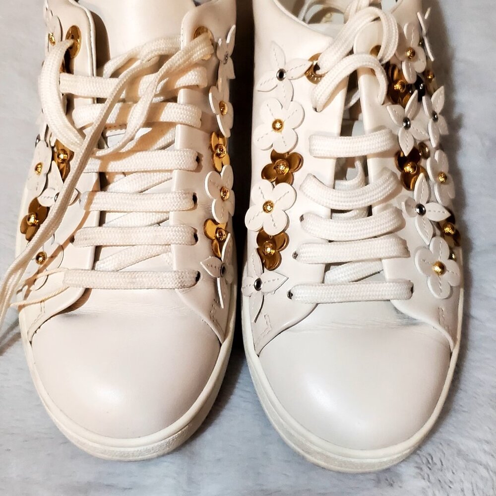 LV shoes - Picture 6 of 6